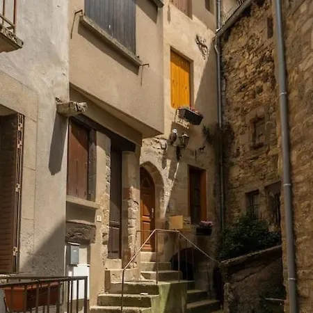 La Maisonnette Etape De Saint-come D'olt * Saint-Côme-dʼOlt