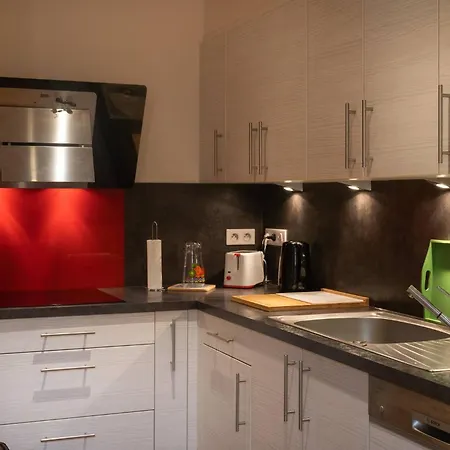 La Maisonnette Etape De Saint-come D'olt * Saint-Côme-dʼOlt