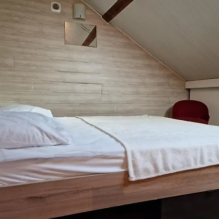 Vakantiehuis La Maisonnette Etape De Saint-come D'olt