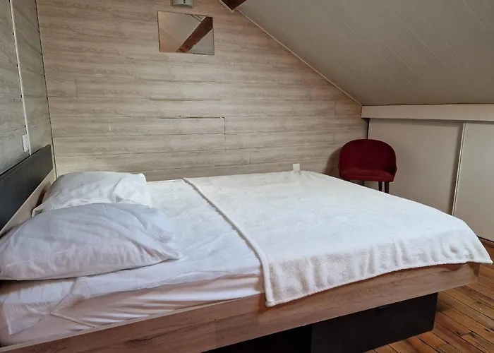 La Maisonnette Etape De Saint-come D'olt * Saint-Côme-dʼOlt